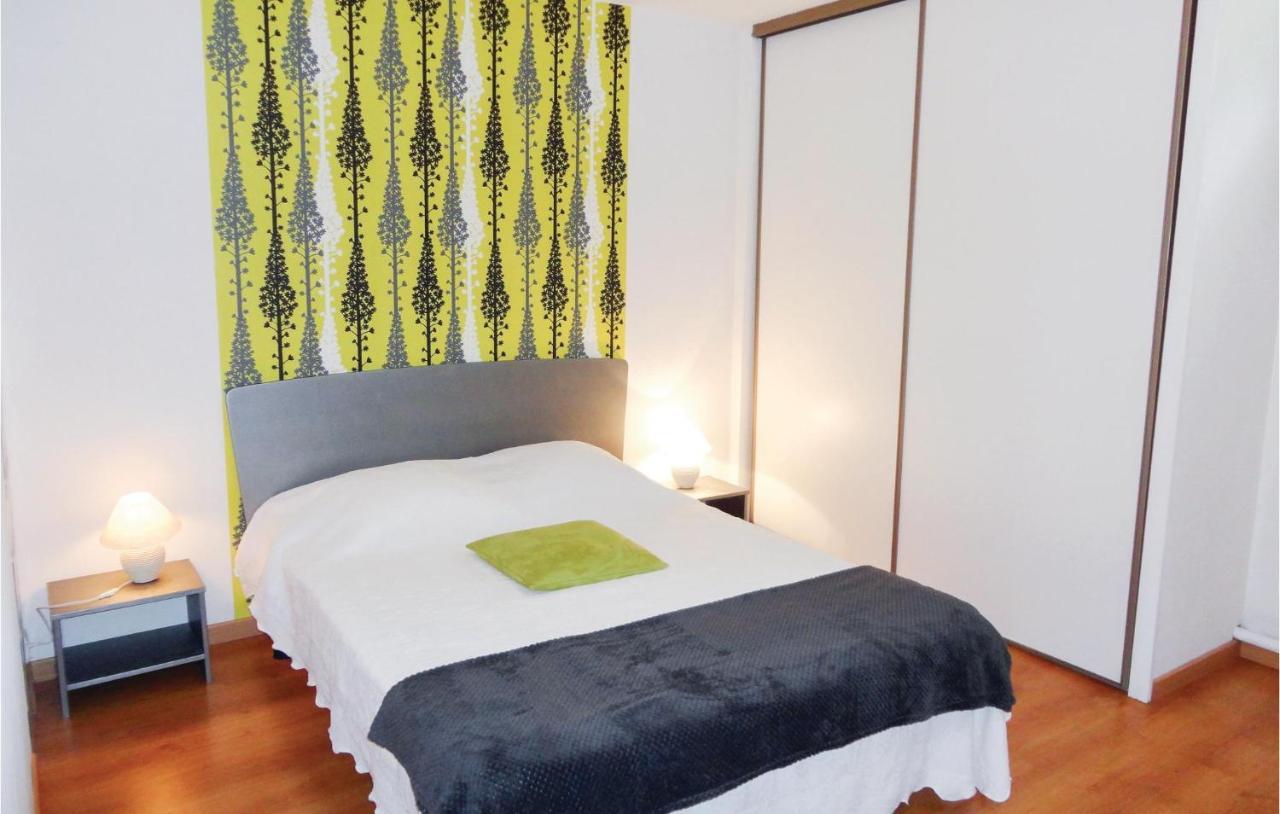Stunning Apartment In Pignan With Kitchen Esterno foto